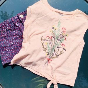 GapKids 2 pc short and shirt outfit